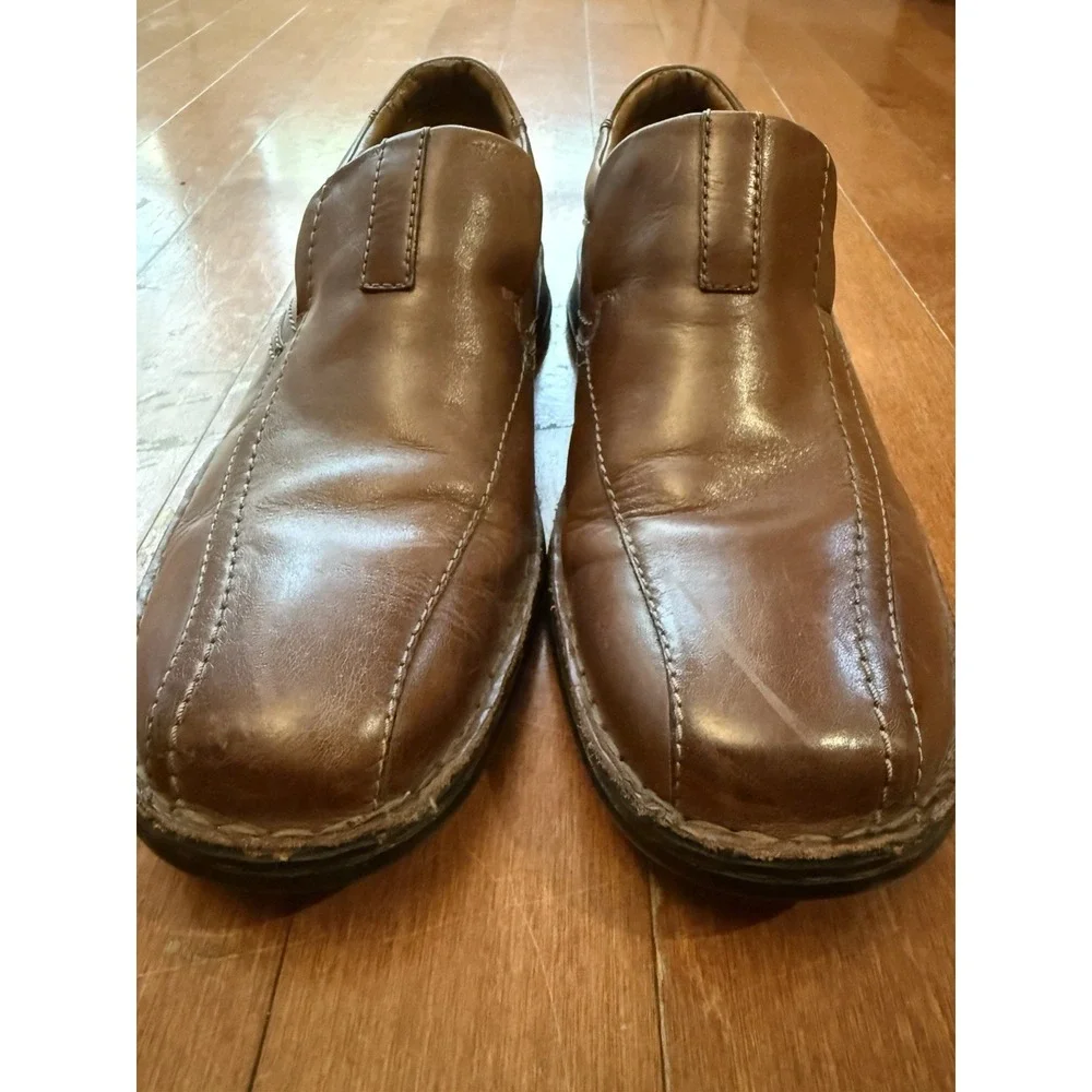 CLARKS Brown Leather Slip On Soft Cushion Casual Dress Mens Shoe Sz 8.5